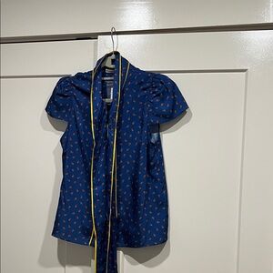 Alice + Olivia Women’s Blue Blouse with Paisley & Yellow Trim NWT Size XS
